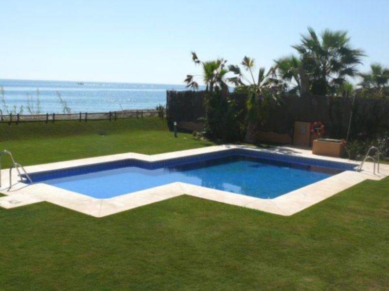 Axarquia Beach Hotel Almayate Bajo Facilități foto