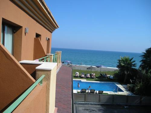 Axarquia Beach Hotel Almayate Bajo Exterior foto