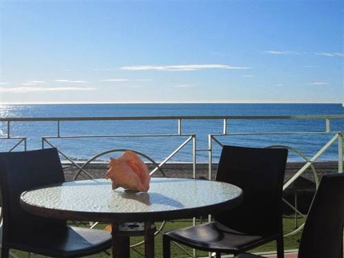 Axarquia Beach Hotel Almayate Bajo Exterior foto